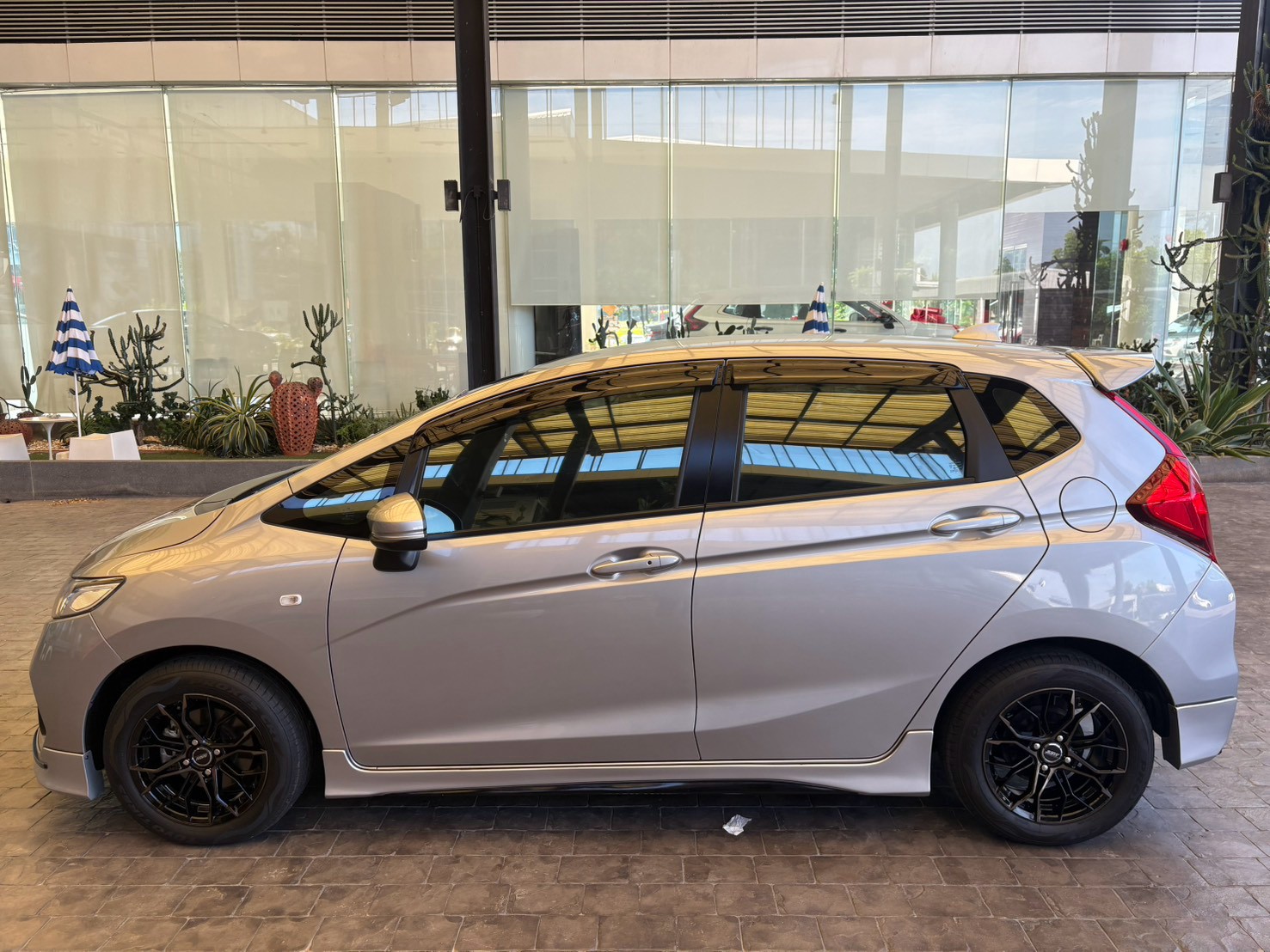 HONDA JAZZ CVT 2019 V+